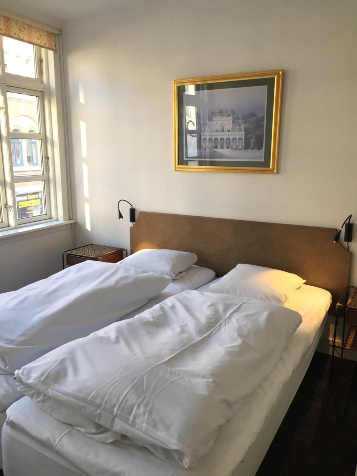 City Hotel Apartments 欧登塞 外观 照片
